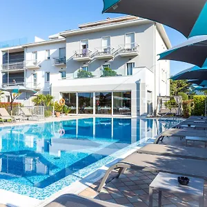 Paradiso Hotel